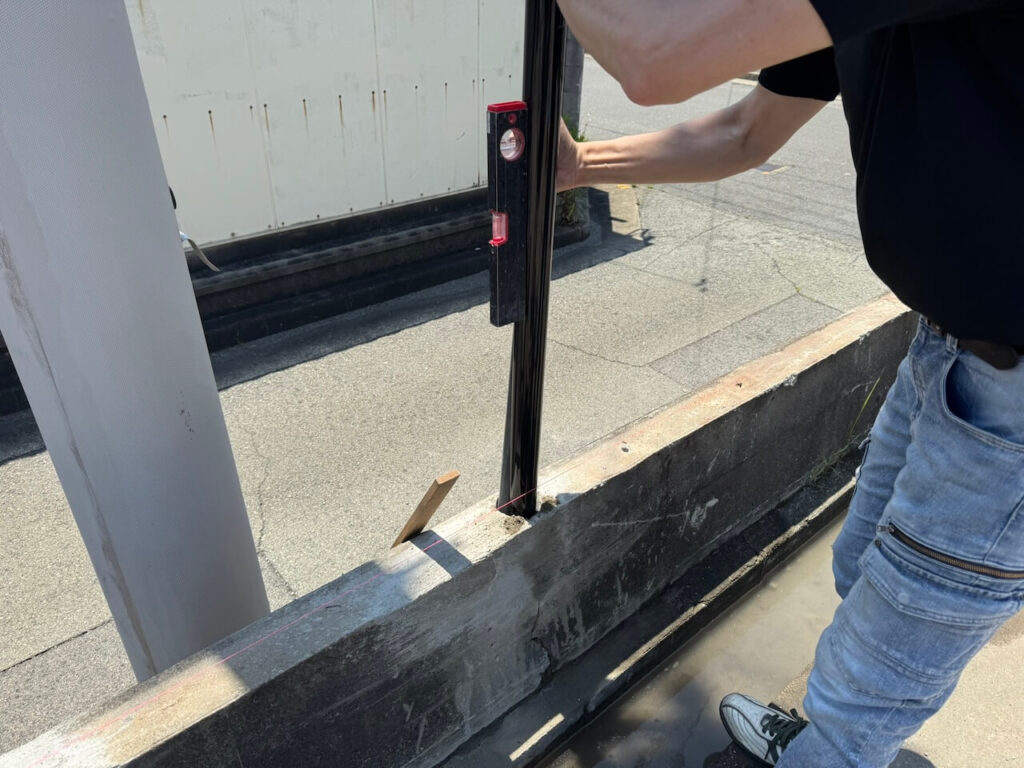 目隠しフェンスの立柱