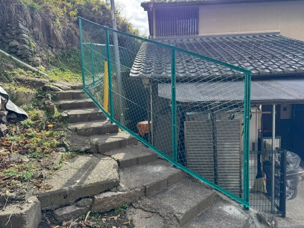 新しく設置したネットフェンス①